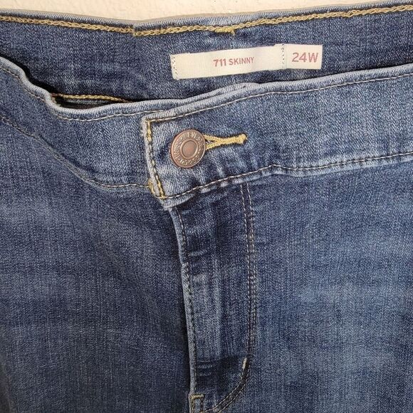 Levi's 711 stretch ripped skinny denim jeans size 24W - Picture 4 of 5